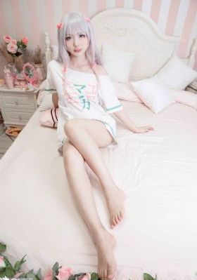 一个人晚上偷偷看的视频_BD韩语HD高清在线观看